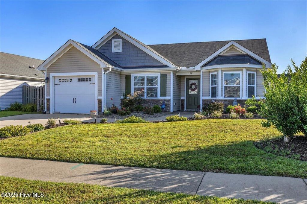 Photo of 1128 Crestfield Way, Leland, NC 28451 (MLS # 100557055)