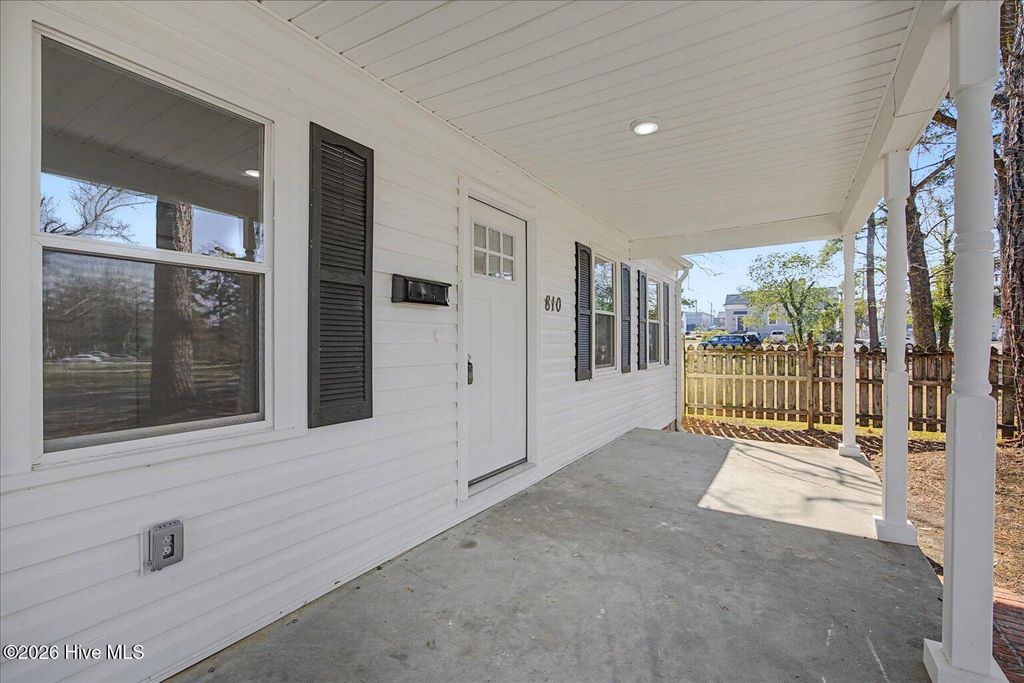 Photo of 810 N Lee Street, Whiteville, NC 28472 (MLS # 100554181)