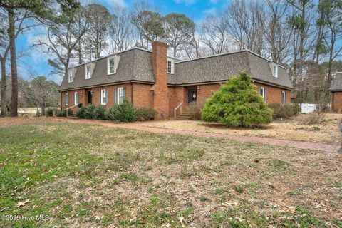 Homes For Sale - 803 E Beechtree Drive<br/> Nashville, NC 27856