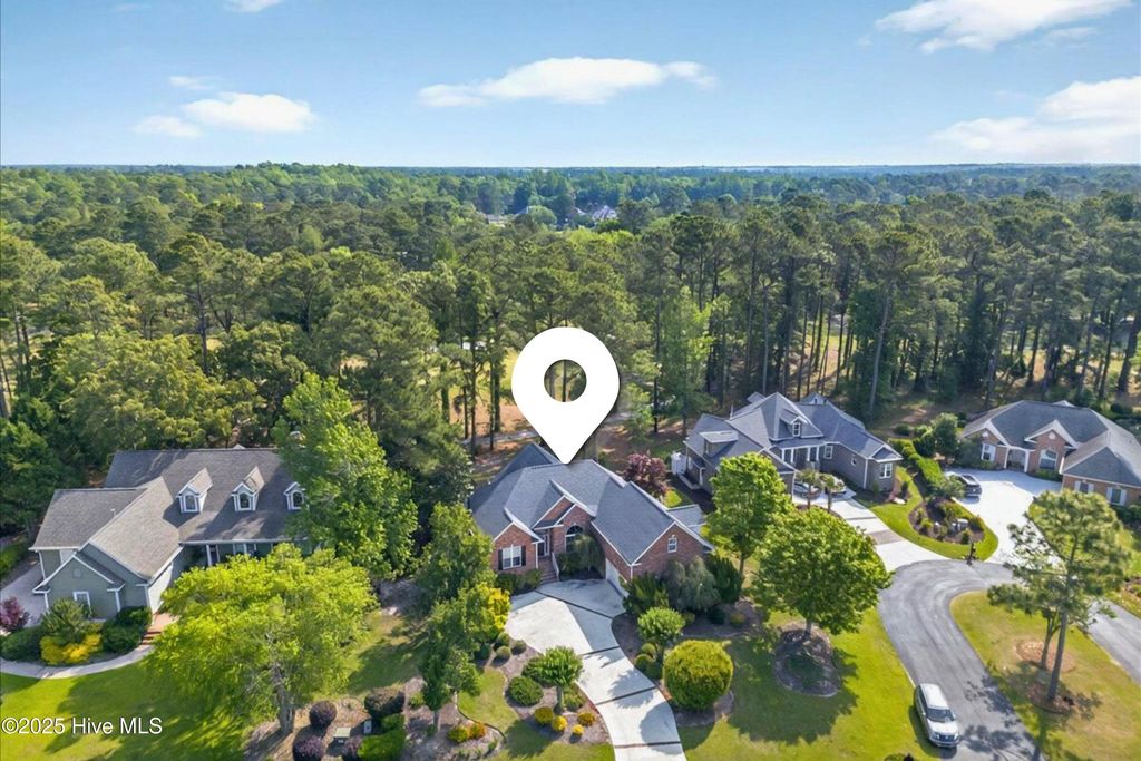 Photo of 154 Windsor Circle SW, Ocean Isle Beach, NC 28469 (MLS # 100506525)