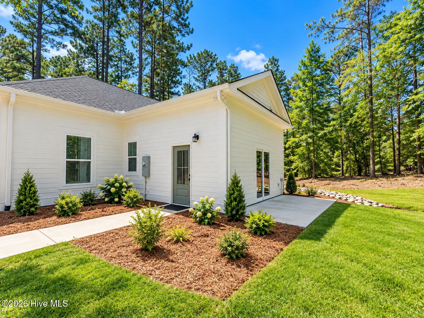 2122 Indian Road