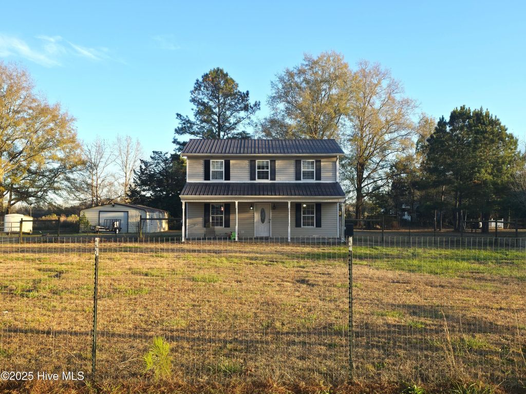 Photo of 1591 White Oak River Road, Maysville, NC 28555 (MLS # 100544896)