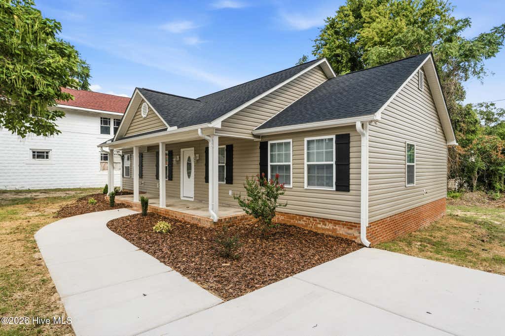 Photo of 213 Rice Street, Hamlet, NC 28345 (MLS # 100592307)