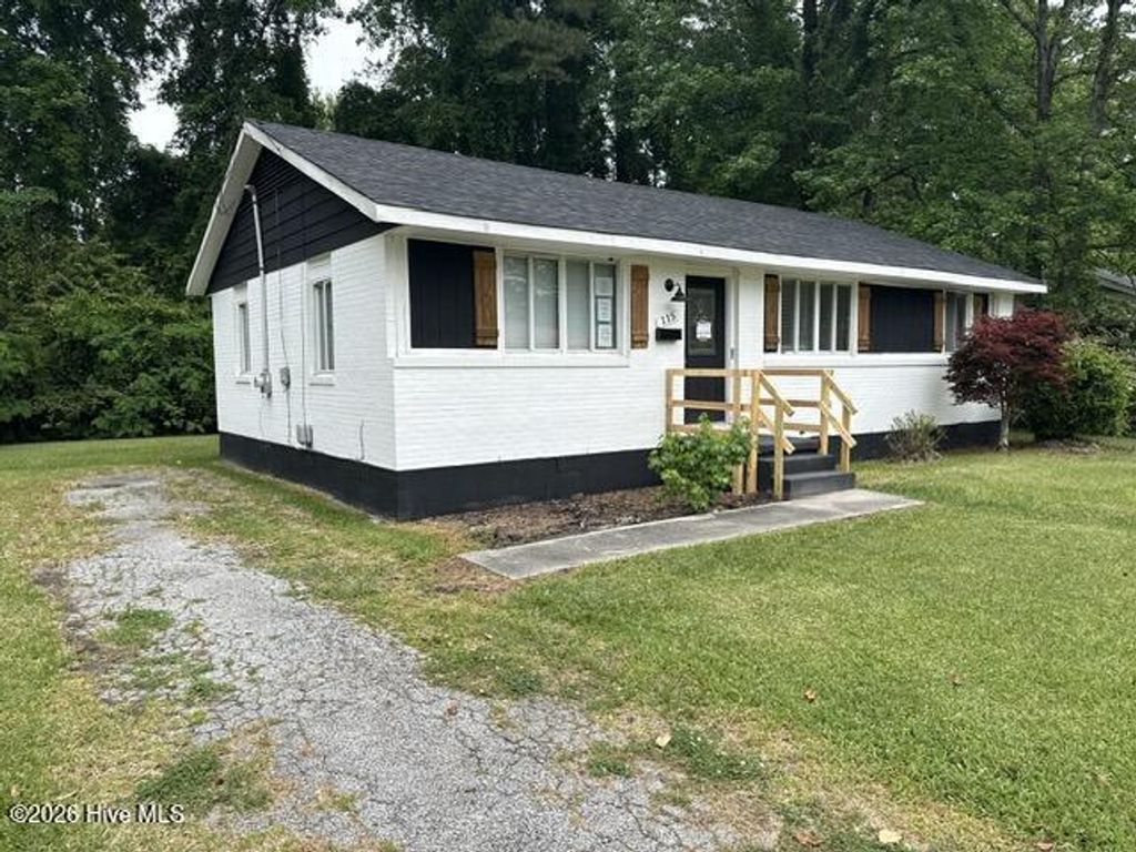 Photo of 115 Kitt Drive, Jacksonville, NC 28540 (MLS # 100569881)