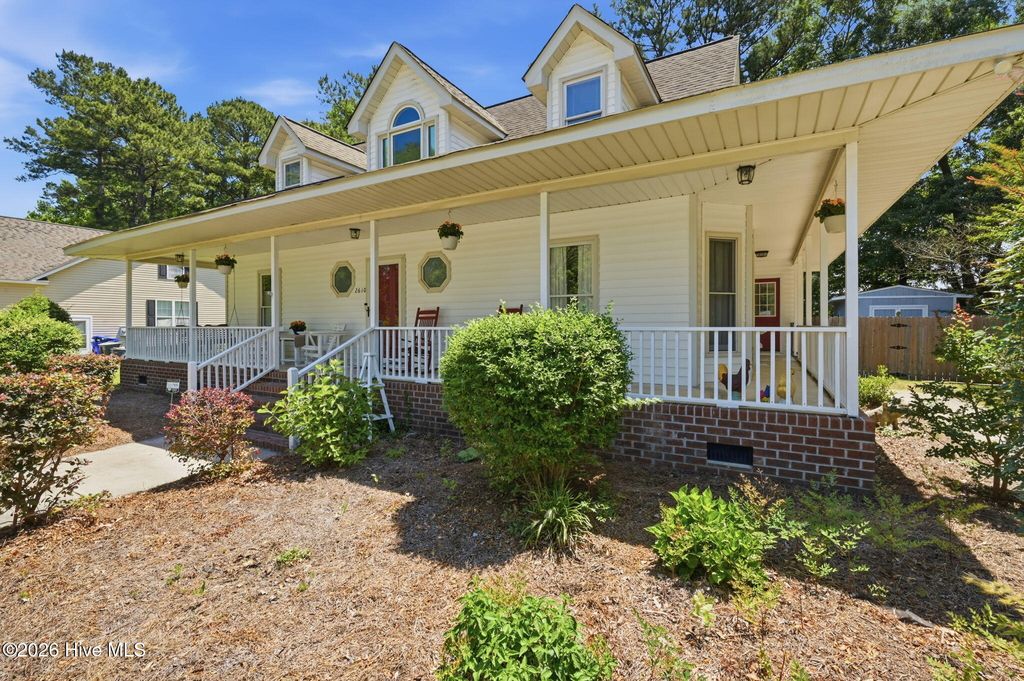 Photo of 2610 River Chase Drive, Greenville, NC 27858 (MLS # 100575298)