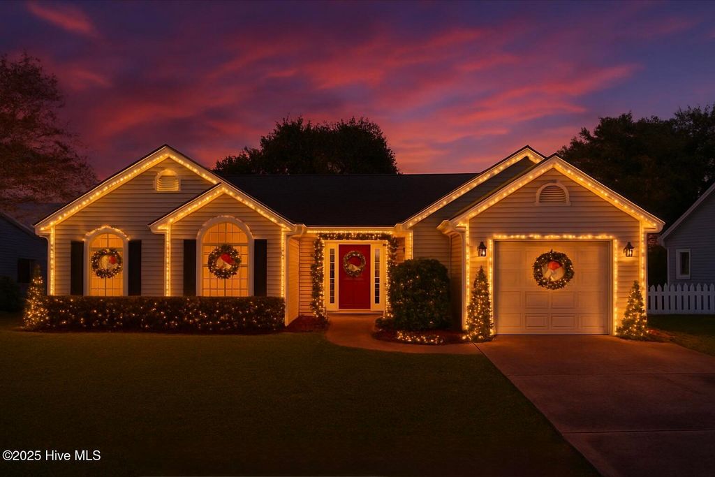 Photo of 5886 Lycia Lane SW, Ocean Isle Beach, NC 28469 (MLS # 100536706)