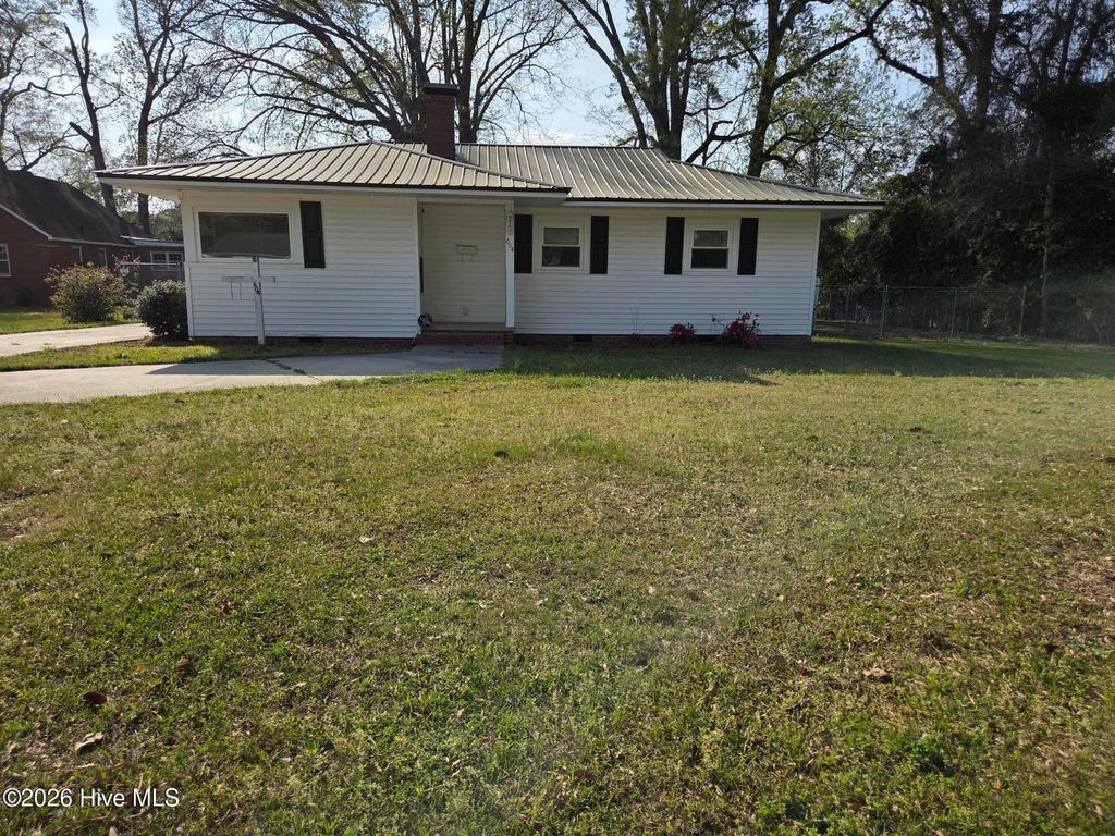 Photo of 604 Hines Avenue, Kinston, NC 28501 (MLS # 100565322)