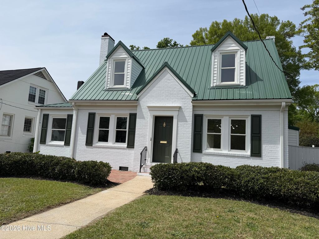 Photo of 510 S 4th Street, Smithfield, NC 27577 (MLS # 100575157)