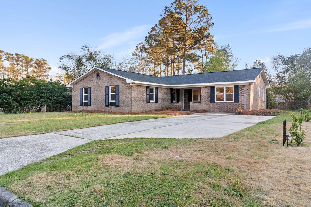 Photo of 2713 N Antler Drive, Augusta, GA 30906 (MLS # 553530)