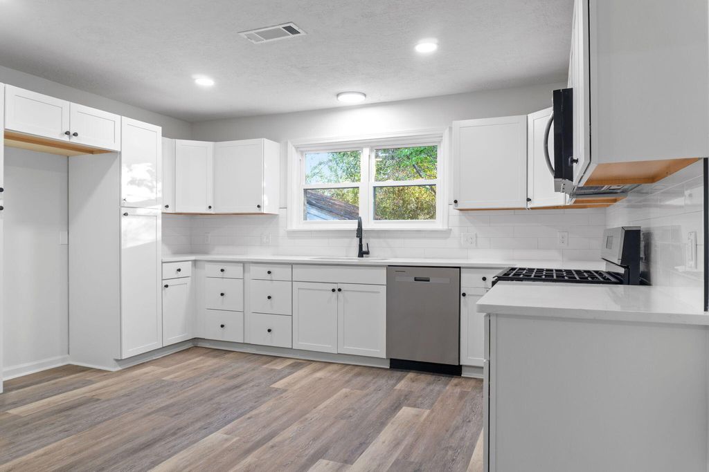 Photo of 2713 N Antler Drive, Augusta, GA 30906 (MLS # 553530)