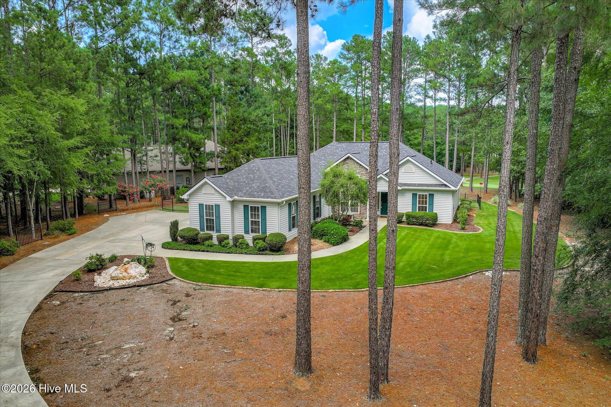 202 Bush Court