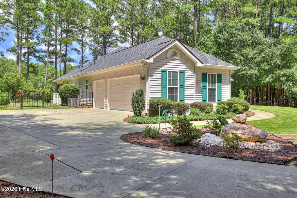 Photo of 202 Bush Court, McCormick, SC 29835 (MLS # 100590932)