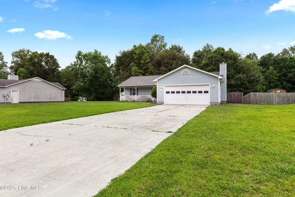 Photo of 103 Nicole Court, Jacksonville, NC 28540 (MLS # 100587677)