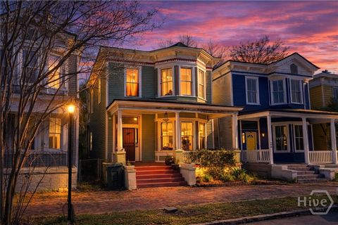 Photo of 208 W 39th Street, Savannah, GA 31406 (MLS # SA351361)