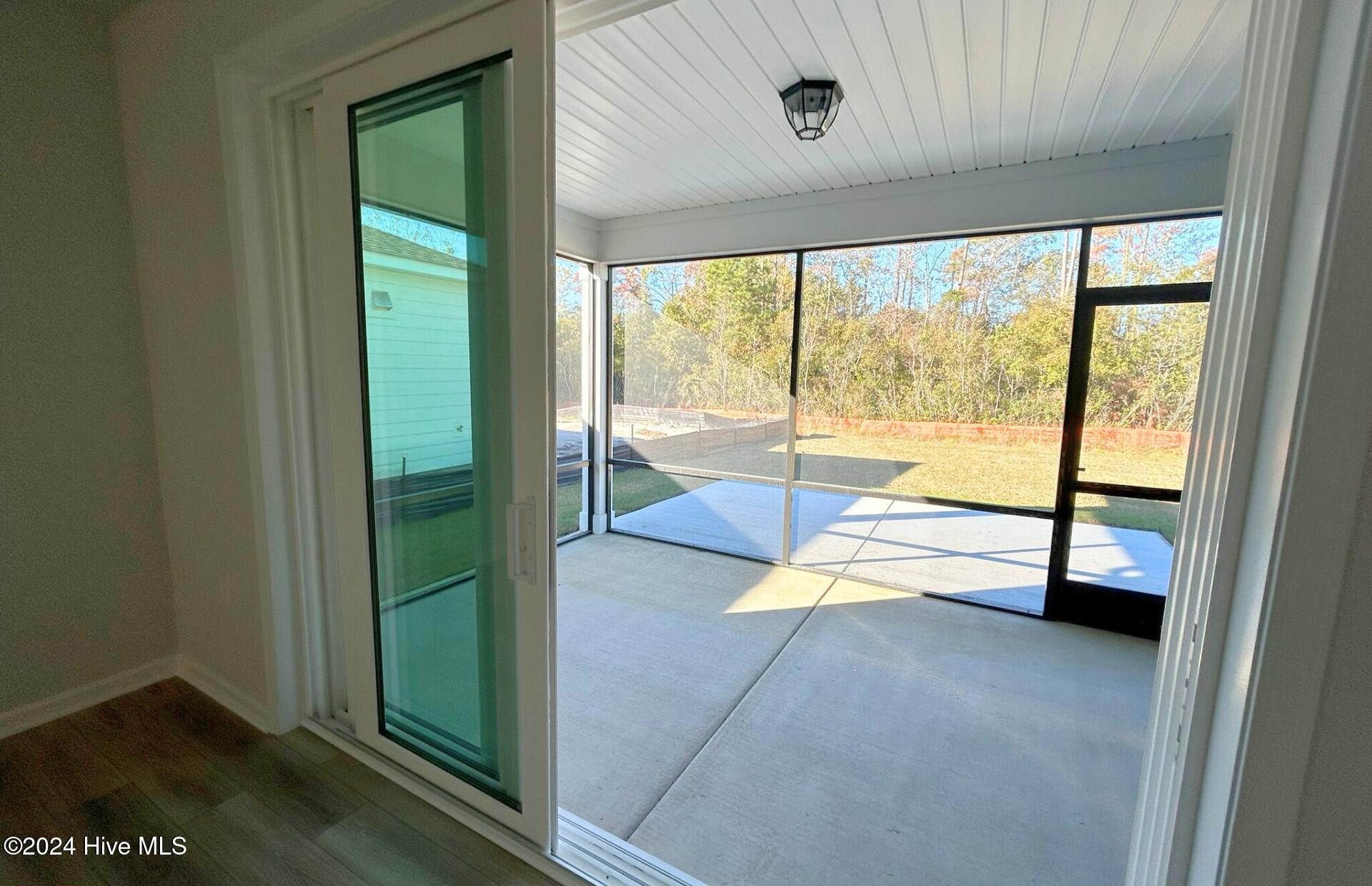 5047 Meadow Buttercup Court