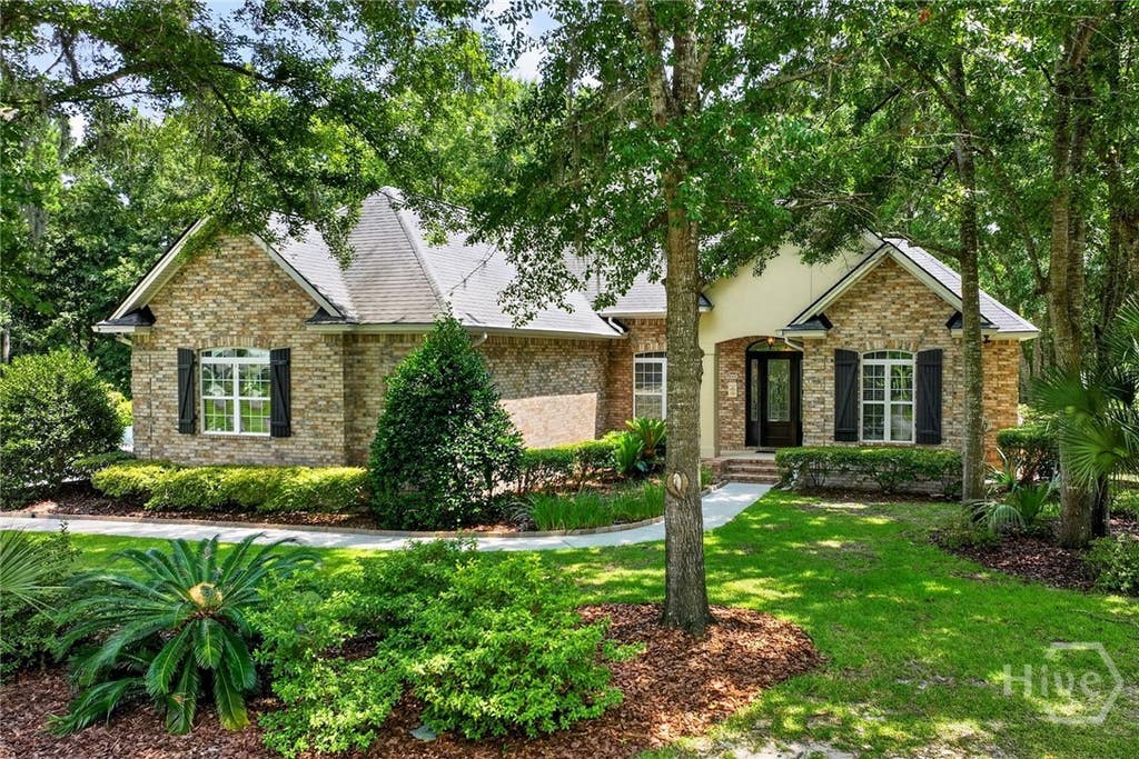 Photo of 639 Chastain Circle, Richmond Hill, GA 31324 (MLS # SA360182)