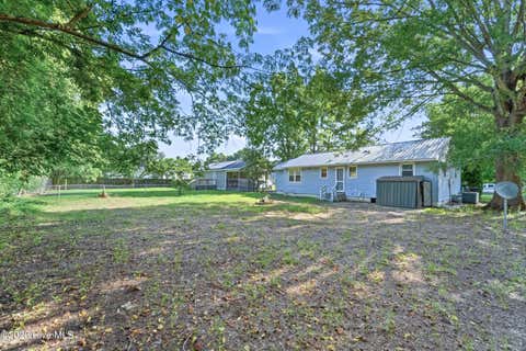 Tiny photo for 613 Elm Street, Jacksonville, NC 28540 (MLS # 100598045)