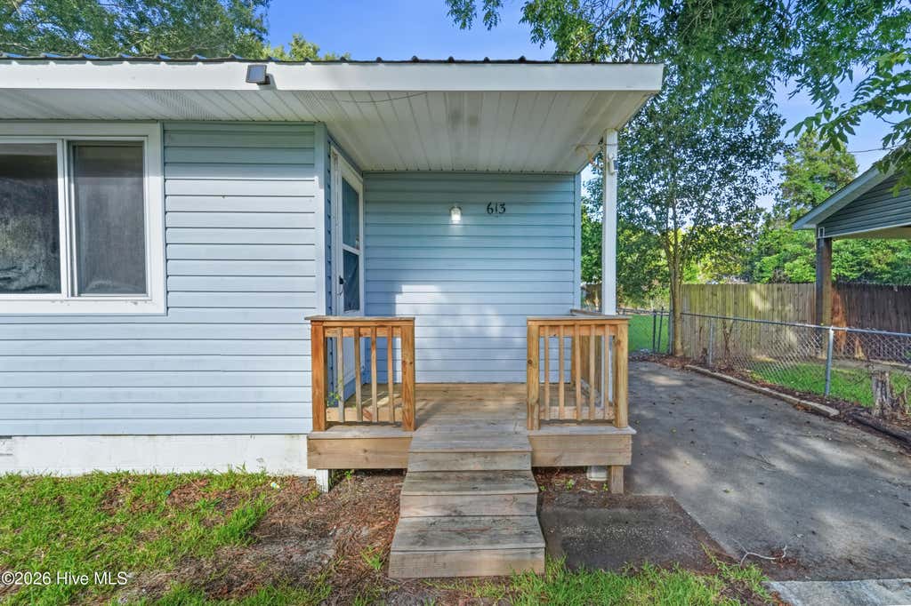 Photo of 613 Elm Street, Jacksonville, NC 28540 (MLS # 100598045)