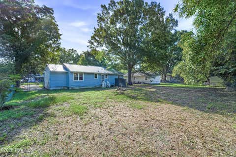 Tiny photo for 613 Elm Street, Jacksonville, NC 28540 (MLS # 100598045)
