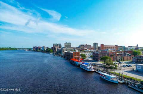 Tiny photo for 124 Cashmere Court #Unit 21, Wilmington, NC 28411 (MLS # 100598053)