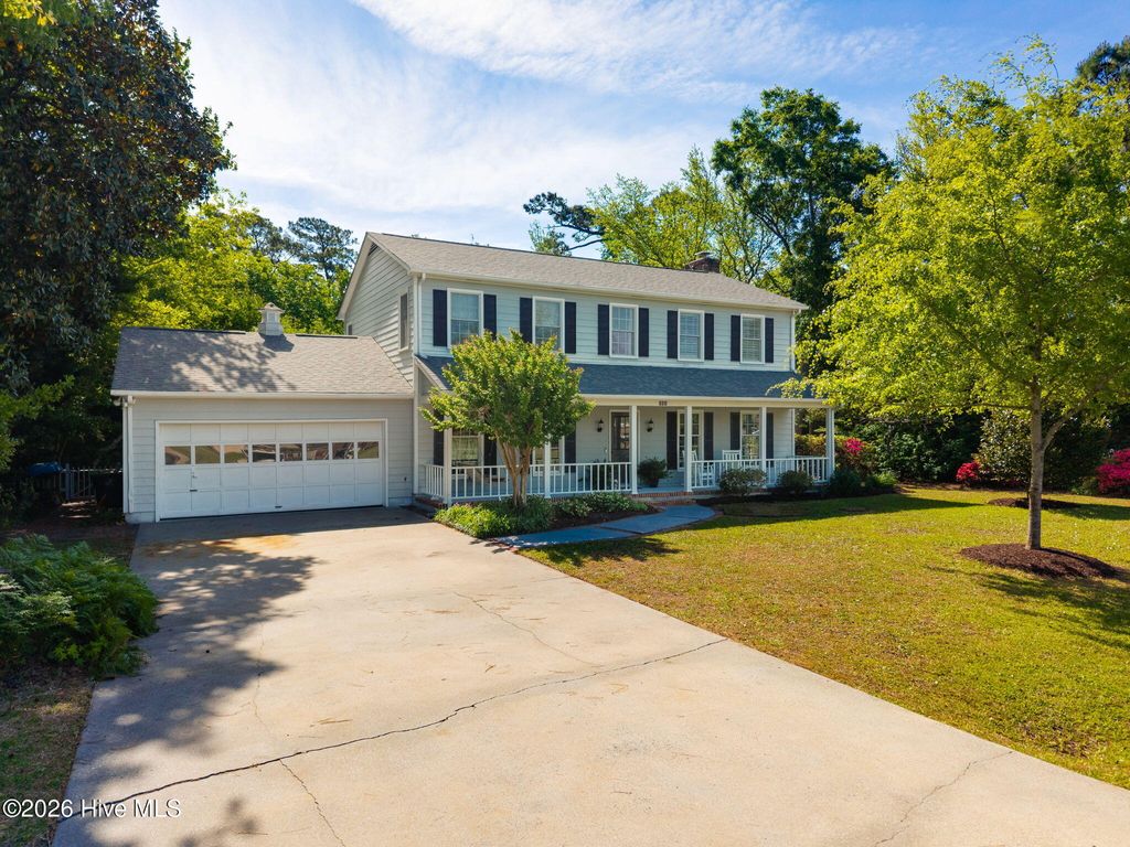 Photo of 121 Gull Harbor Drive, Newport, NC 28570 (MLS # 100569241)
