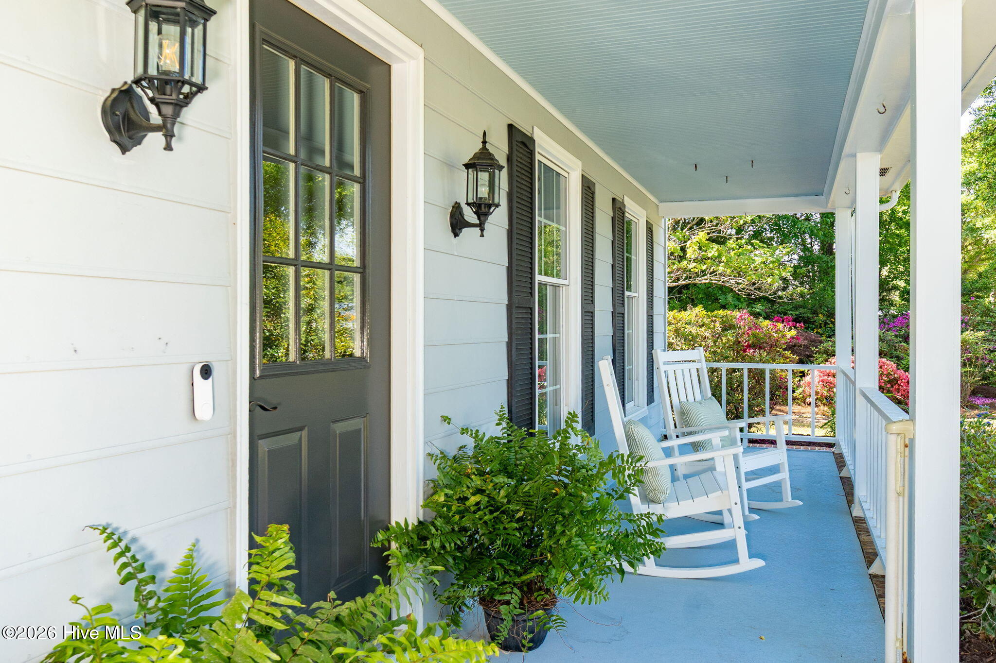 121 Gull Harbor Drive
