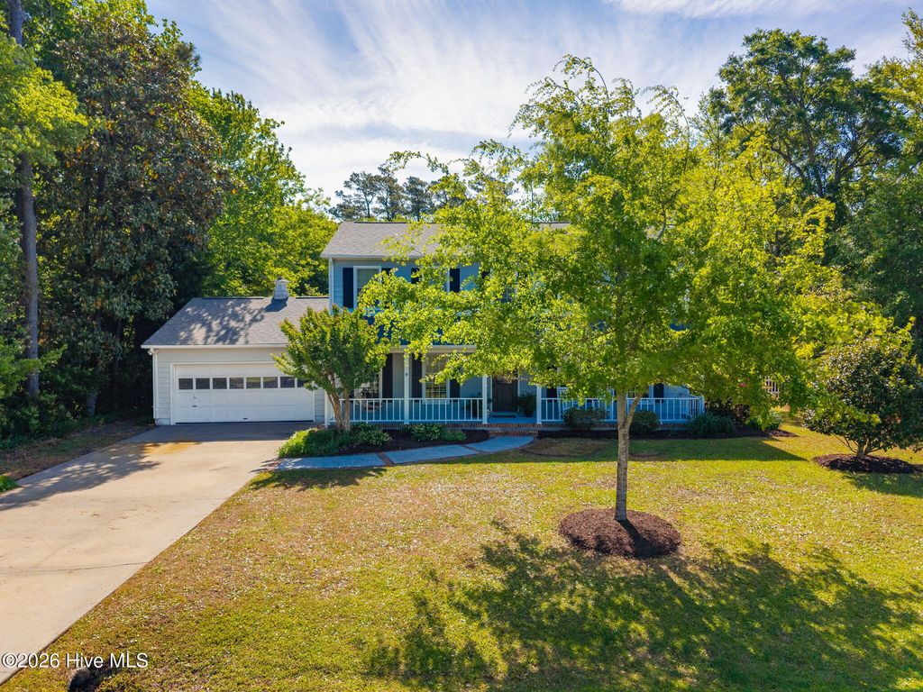 Photo of 121 Gull Harbor Drive, Newport, NC 28570 (MLS # 100569241)