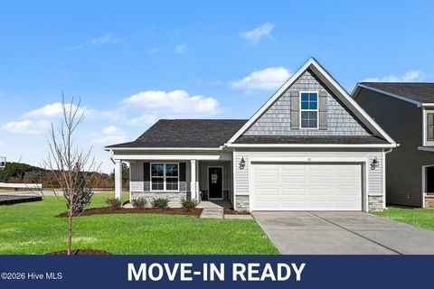 Homes For Sale - 13 E Emily Gardens Drive<br/> Selma, NC 27576