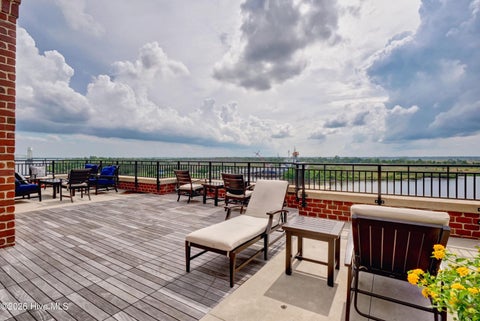 Tiny photo for 14 Grace Street #1112, Wilmington, NC 28401 (MLS # 100587598)