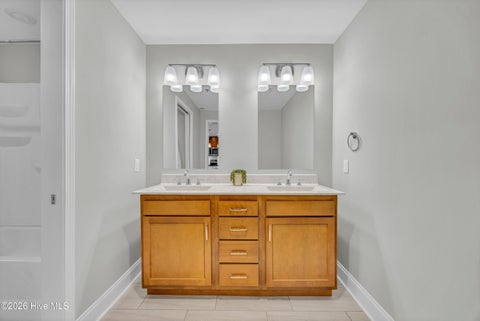 Tiny photo for 14 Grace Street #1112, Wilmington, NC 28401 (MLS # 100587598)