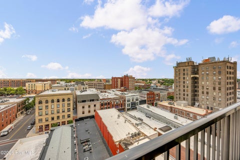 Tiny photo for 14 Grace Street #1112, Wilmington, NC 28401 (MLS # 100587598)