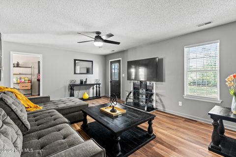 Tiny photo for 313 Running Road, Jacksonville, NC 28546 (MLS # 100568901)