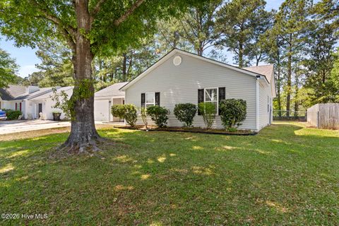 Tiny photo for 313 Running Road, Jacksonville, NC 28546 (MLS # 100568901)