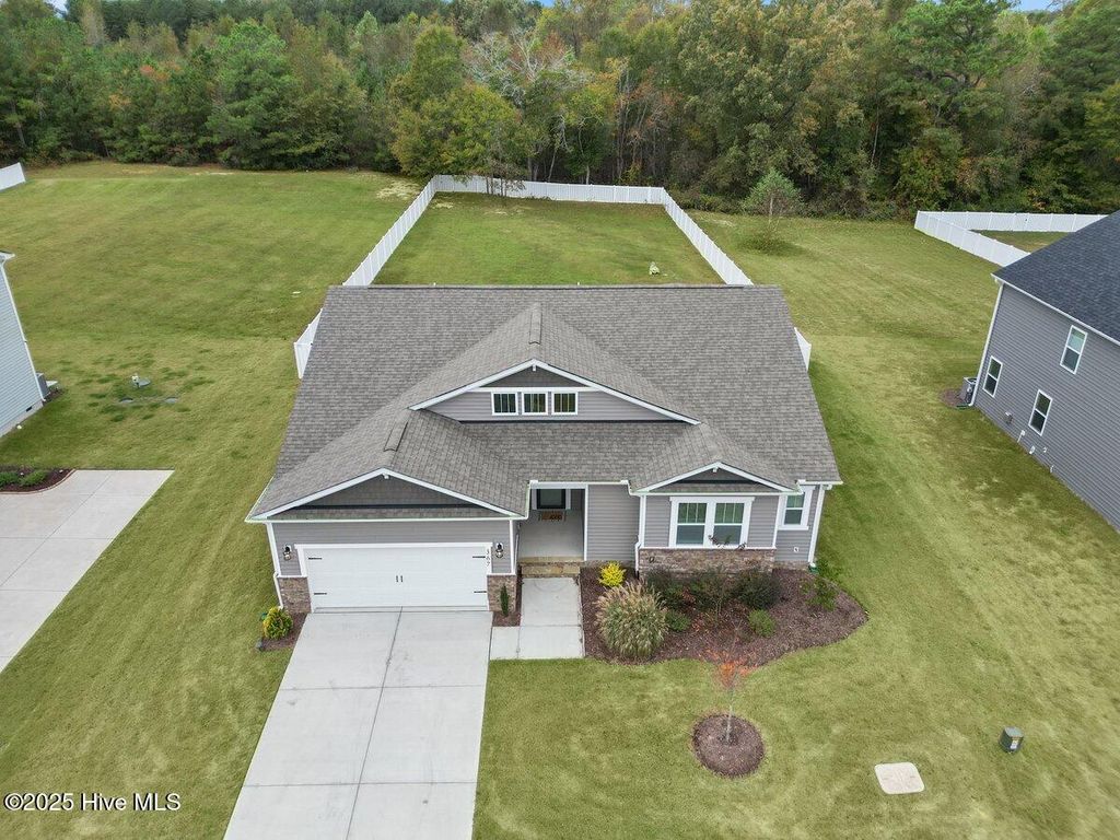 Photo of 367 Fast Pitch Lane, Four Oaks, NC 27524 (MLS # 100535281)