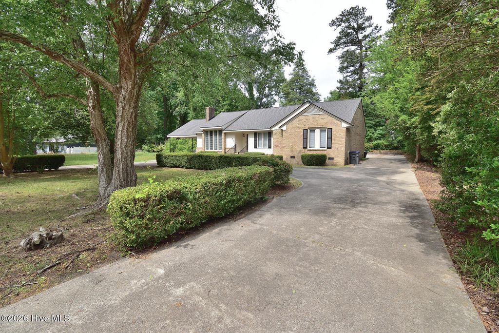 Photo of 1016 Niblick Drive, Rocky Mount, NC (MLS # 100572945)