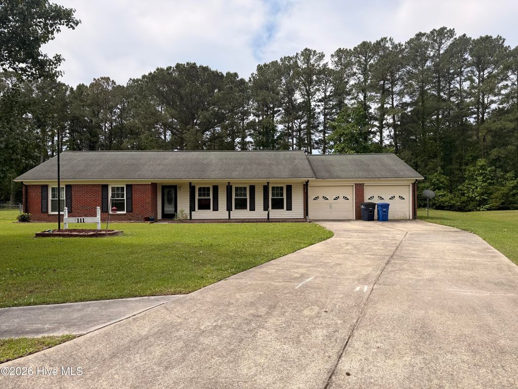Photo of 111 Old Post Court, Jacksonville, NC 28546 (MLS # 100573185)