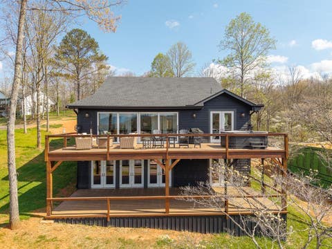 Homes For Sale - 98 Green Pastures Drive<br/> Hayesville, NC 28904