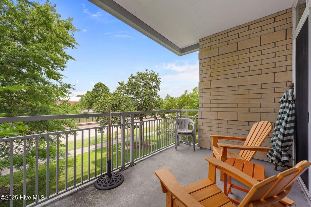 Photo of 131 Sky Sail Boulevard, New Bern, NC 28560 (MLS # 100517632)