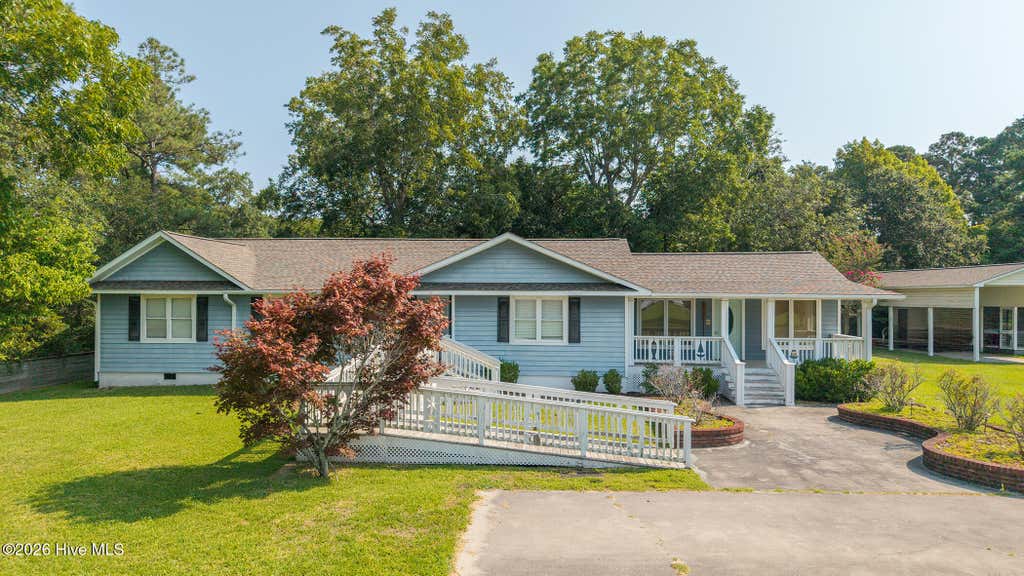 Photo of 111 Graham Lane, Beaufort, NC 28516 (MLS # 100598473)