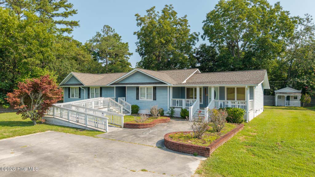 Photo of 111 Graham Lane, Beaufort, NC 28516 (MLS # 100598473)