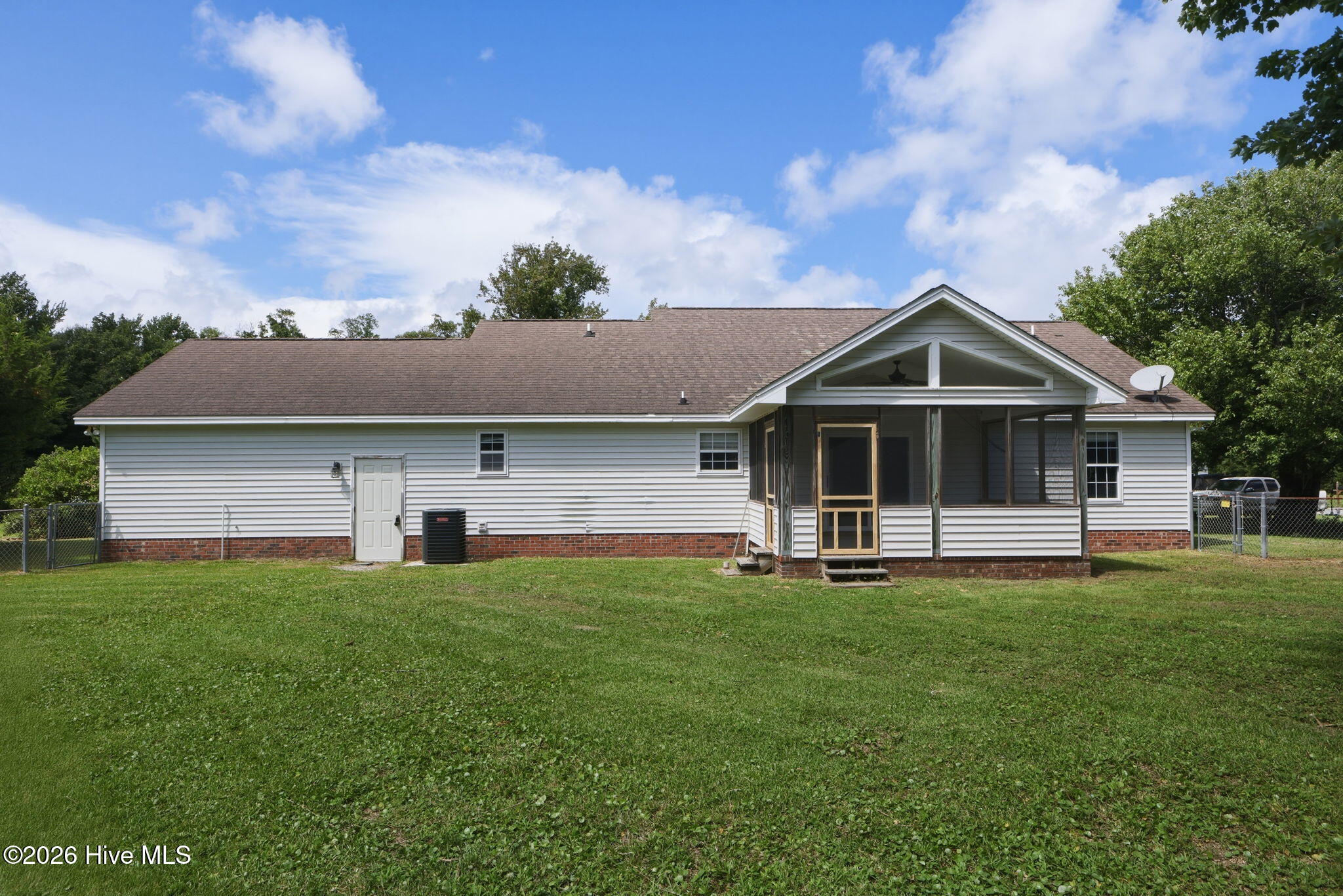 2011 Cambridge Downs Drive