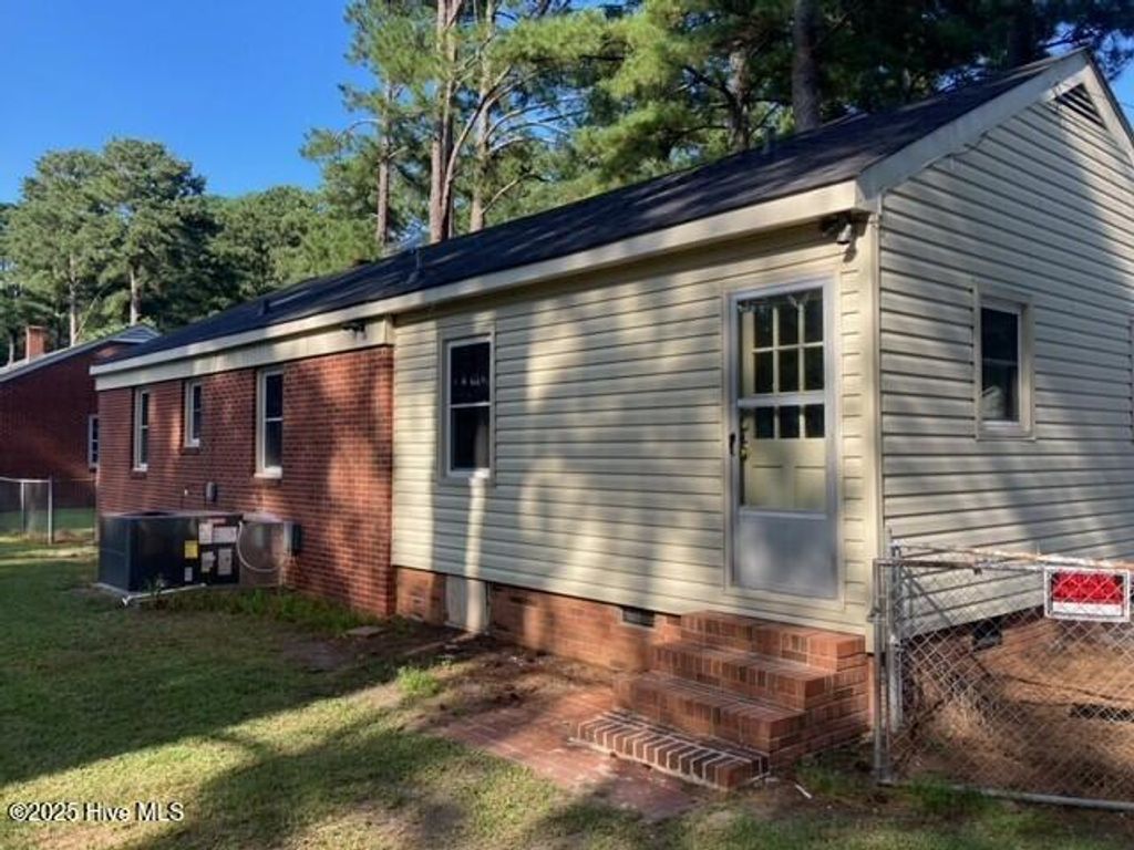 Photo of 3915 Mcwhorter Street, Bethel, NC 27812 (MLS # 100559064)