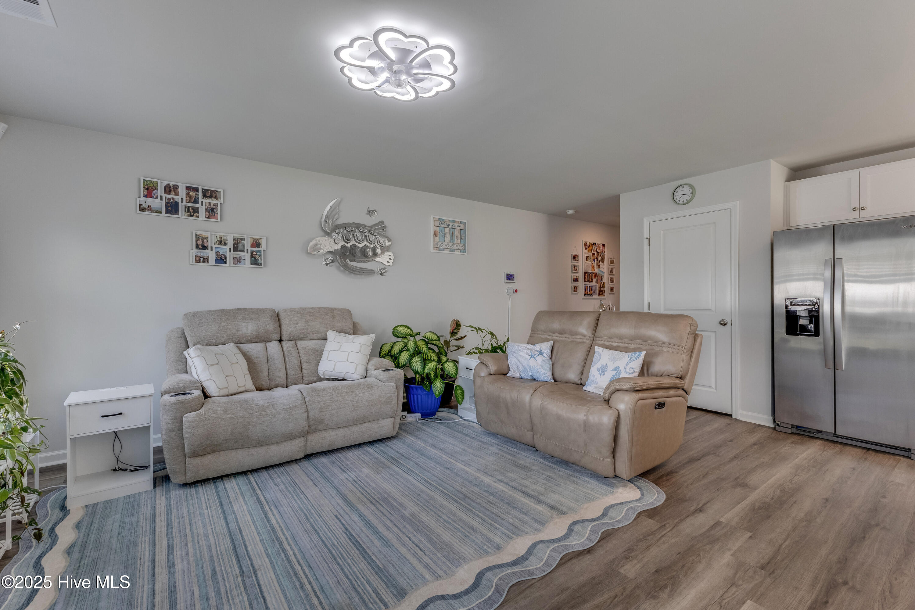 Leland, North Carolina 28451, United States, 4 Bedrooms Bedrooms, ,3 BathroomsBathrooms,Residential,Active,256058