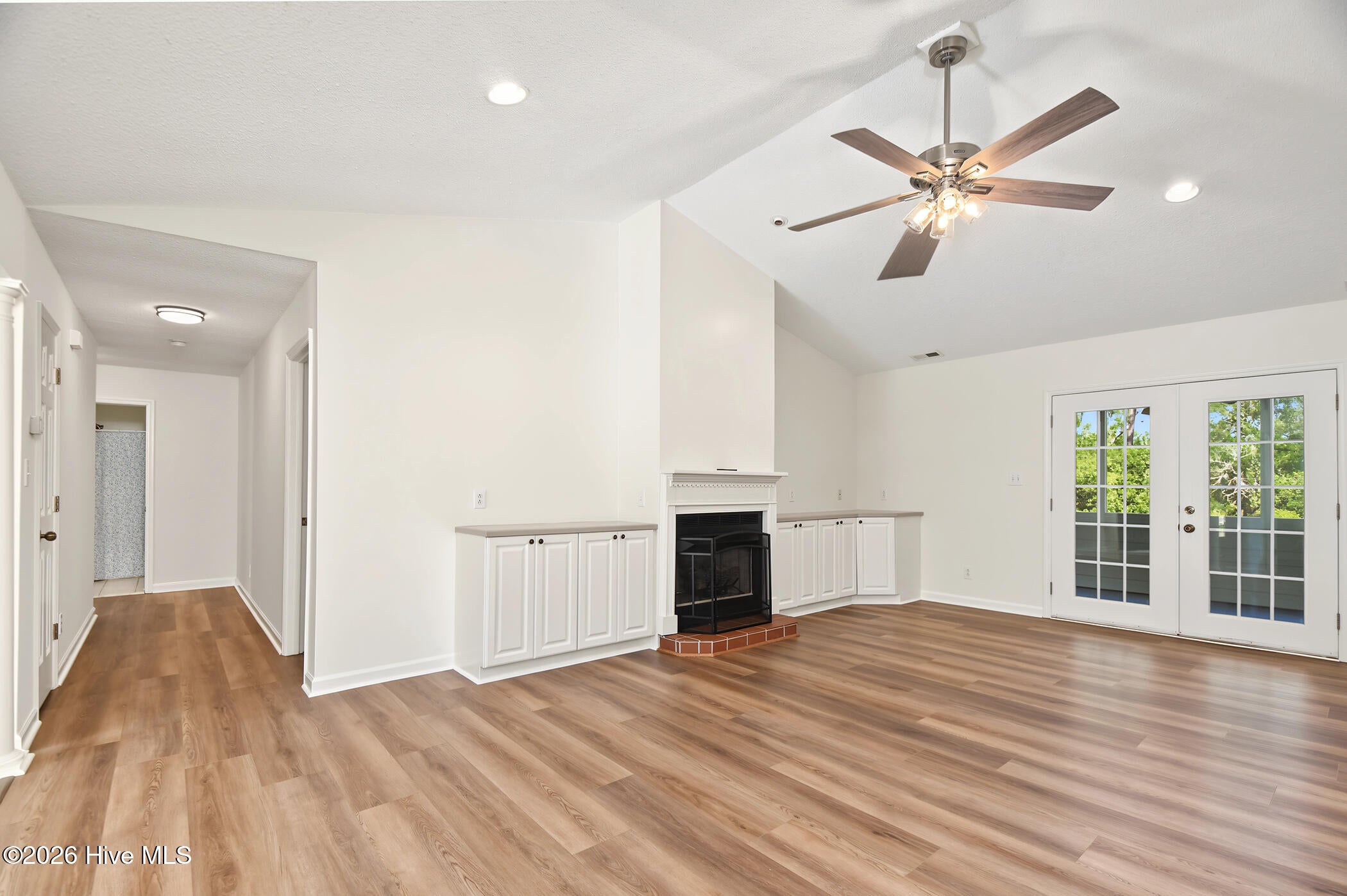 745 Comet Drive