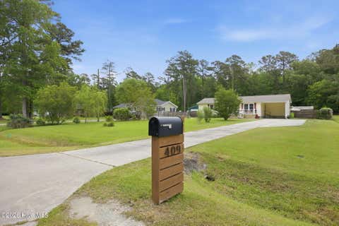 Homes For Sale - 409 Bradford Drive<br/> Craven County, New Bern, NC 28560