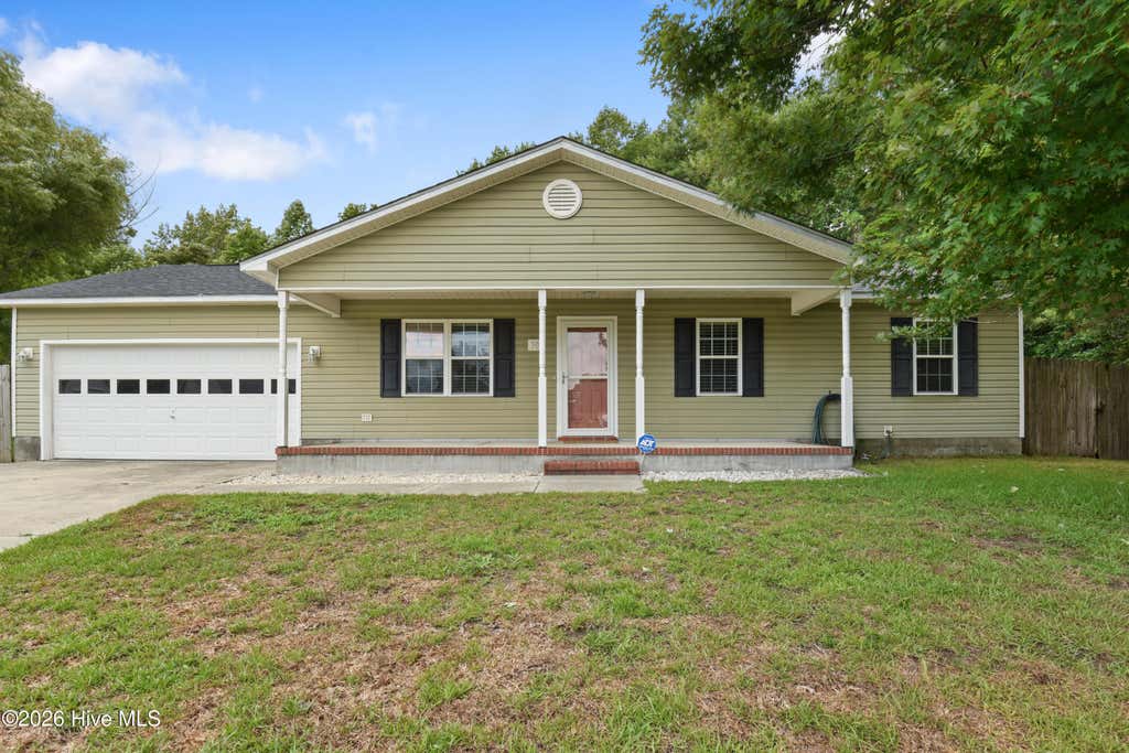 Photo of 509 Hay Baler Court, Sneads Ferry, NC 28460 (MLS # 100590015)