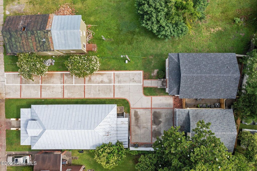 Photo of 510 George Street, New Bern, NC 28560 (MLS # 100559188)