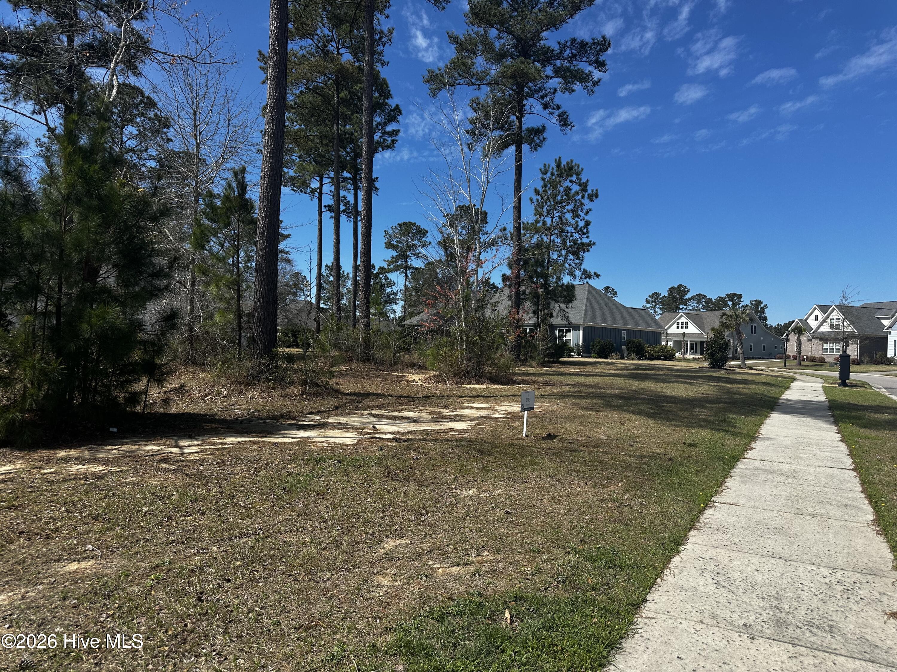 2572 165 E Timber Crest Drive NE