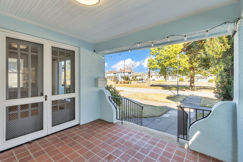 Photo of 218 Broad Street, Augusta, GA 30901 (MLS # 550264)