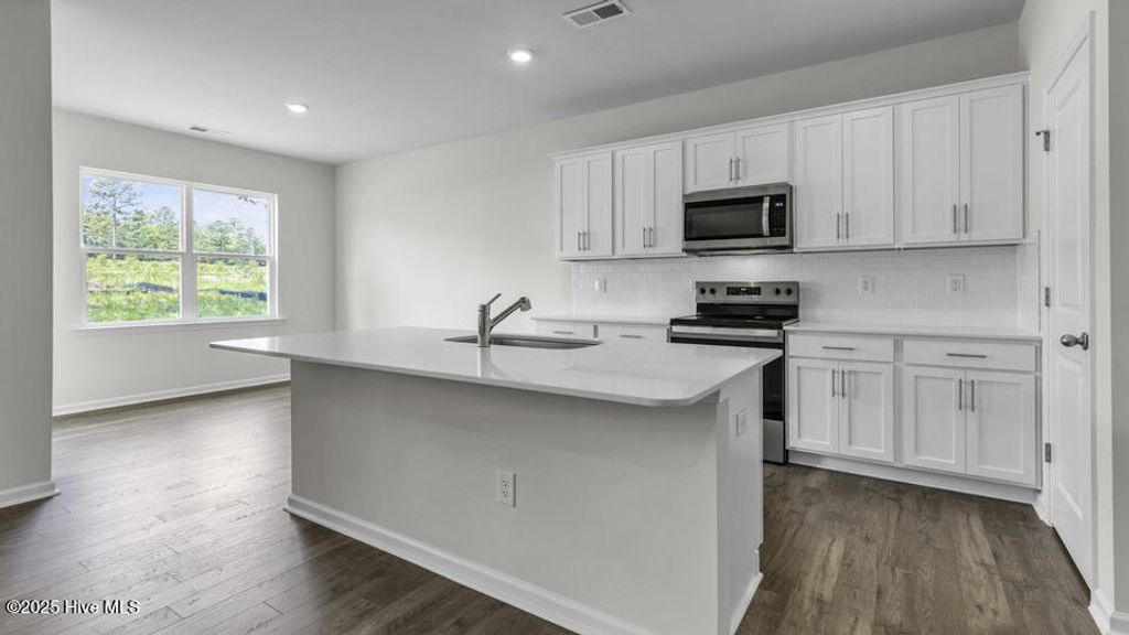 Photo of 3069 Platinum Circle, West End, NC 27376 (MLS # 100556409)